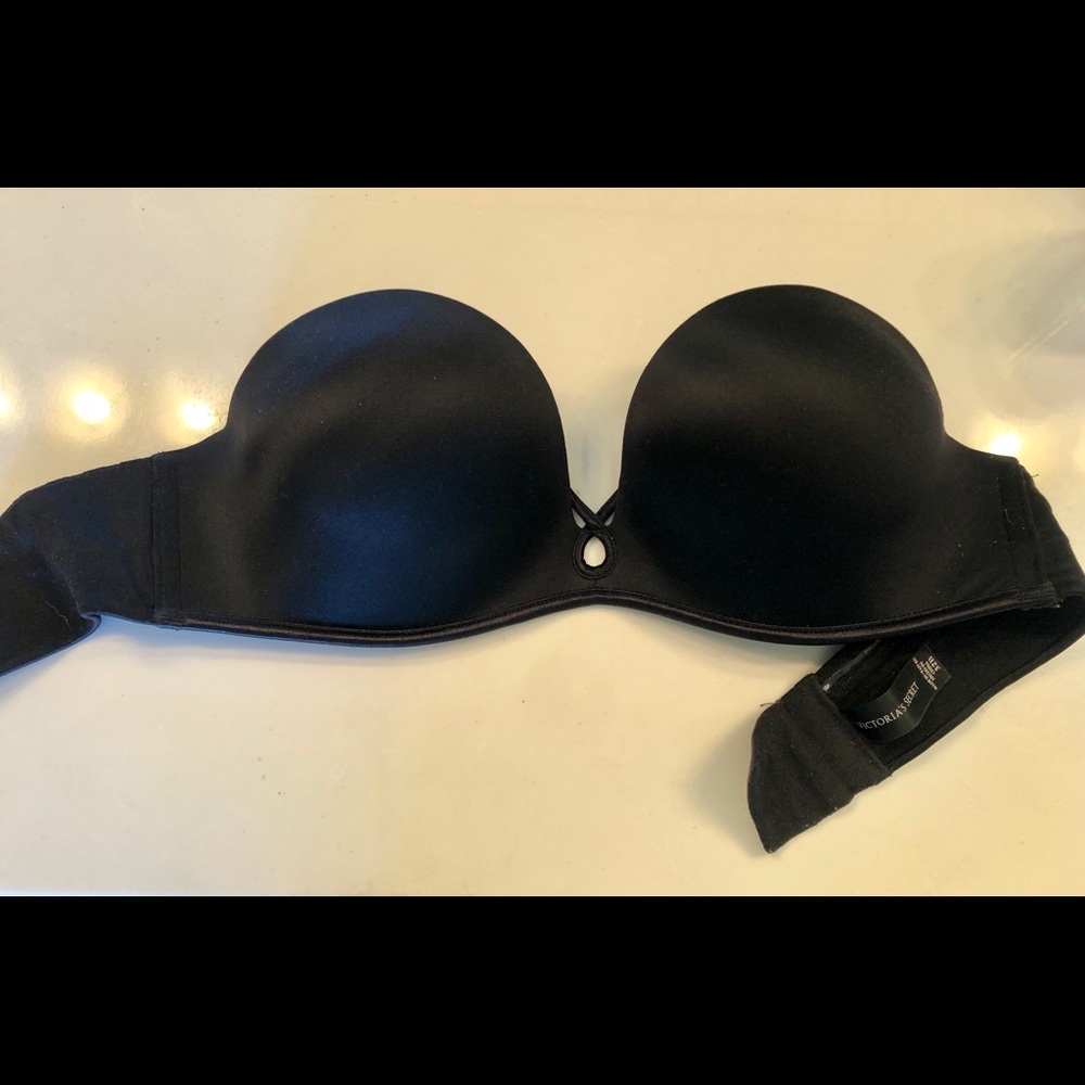 32B Victoria secret bombshell bra